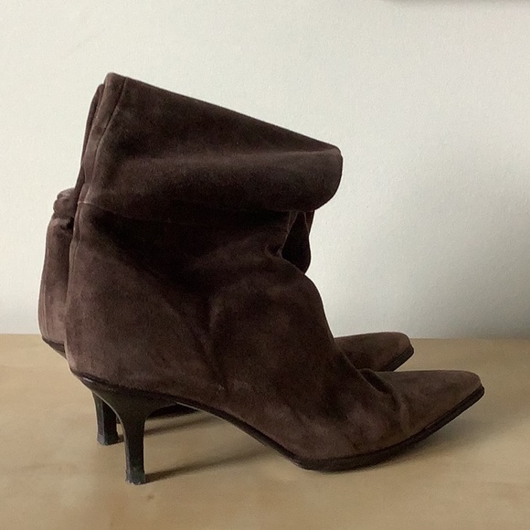 Gucci brown suede boots. - Picture 7 of 8
